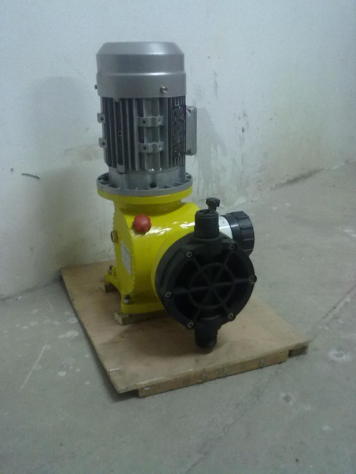 pampac加药泵深圳加药桶深圳seko赛高计量泵总代